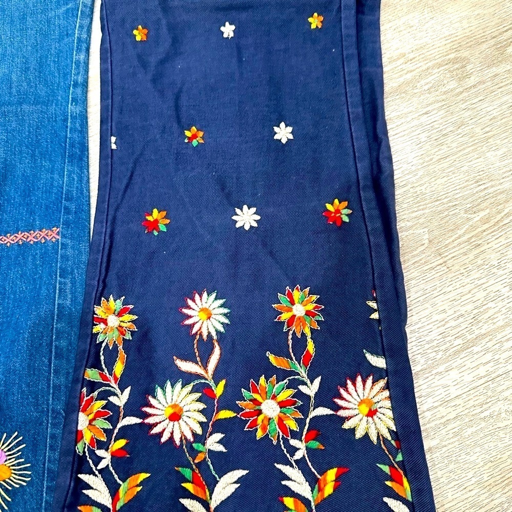 Bell Bottoms 70s Deadstock
Listing was made for the BUTTERFLY ones - Picture 4 of 13